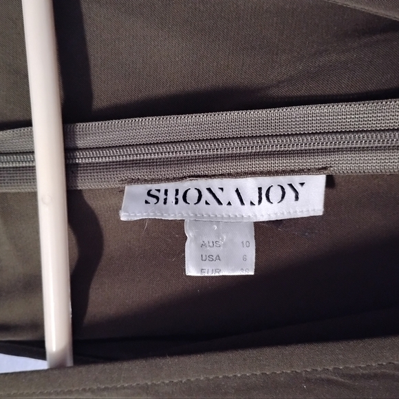 Shona Joy Olive Green Satin Dress 6 - Picture 4 of 6